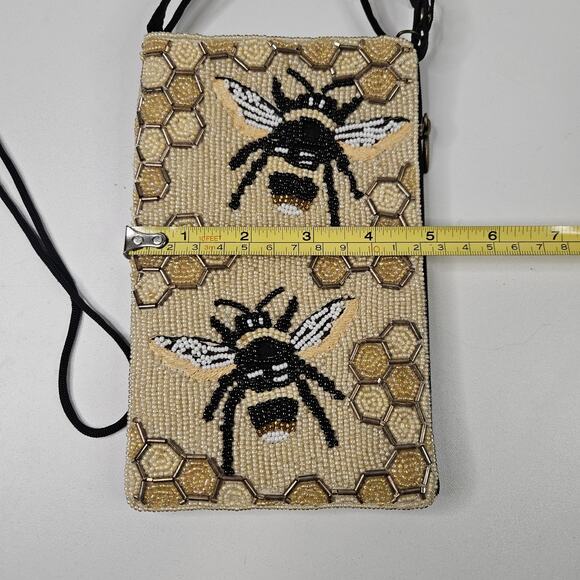 Bamboo Trading Company Cell Phone Club Bag Beaded Bee Micro Purse Crossbody NWT - Picture 5 of 9